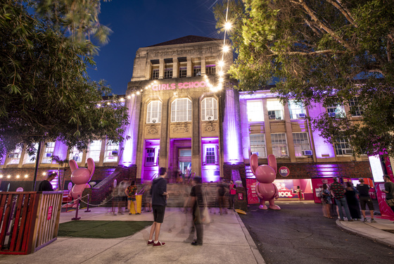 Get schooled at this Fringe Hub